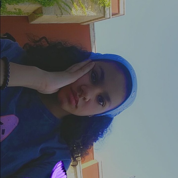 Meet your Posher, Leen - Picture 1 of 1